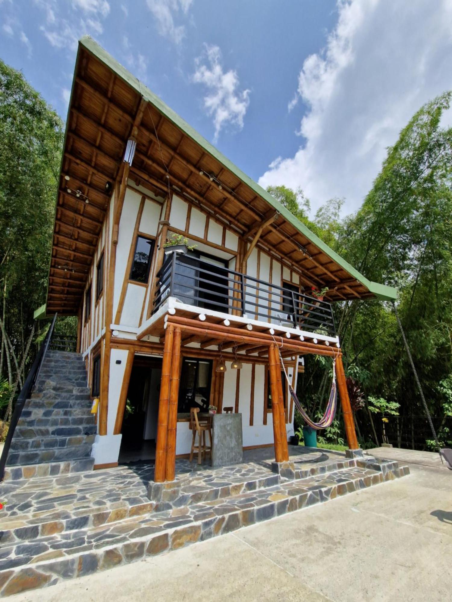 Hostal Bhutan Filandia Exterior foto